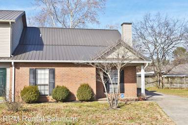 Main picture of 1805 Violet Ct