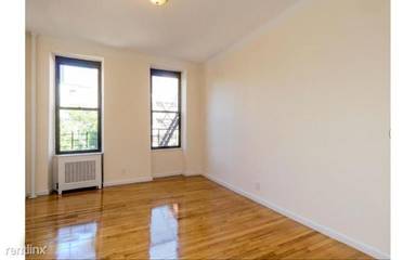 Main picture of 207 E 76th St
