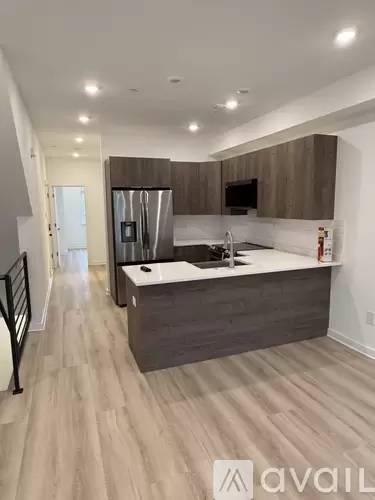 Main picture of 4677 Mulberry St