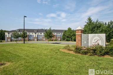 Main picture of 844 Hawley Ave