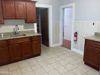 Main picture of 633 Maple Ave
