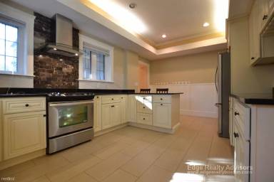 Main picture of 16 Cummings Rd