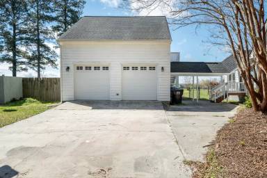 Main picture of 2929 Tram Rd