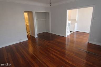 Main picture of 407 S Gramercy Pl