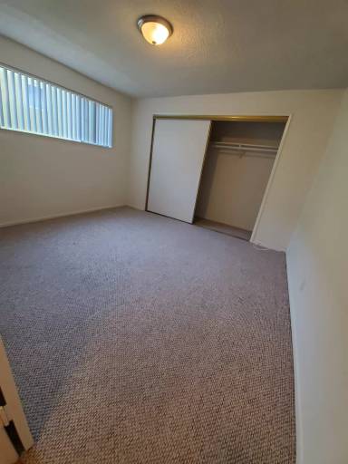 Main picture of 2000 Alberta Ave