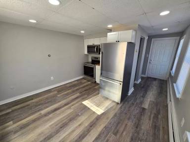 Main picture of 61 Water St