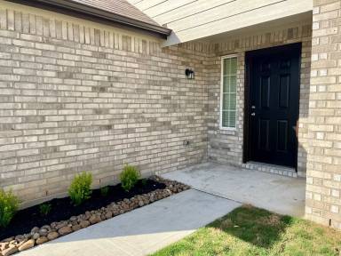 Main picture of 973 Rice Dr