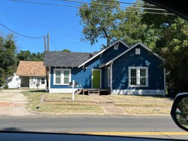 Main picture of 1323 Clay Ave