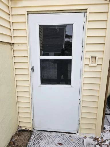 Main picture of 825 N 16th St