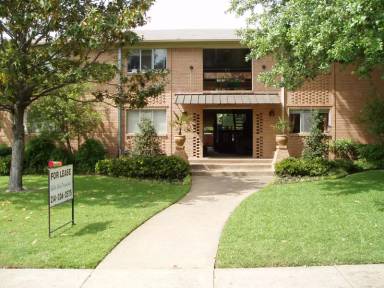 Main picture of 6205 Oram St