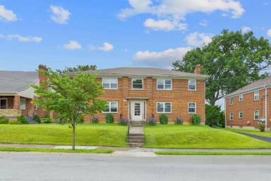 Main picture of 3332 Maplecrest Pl