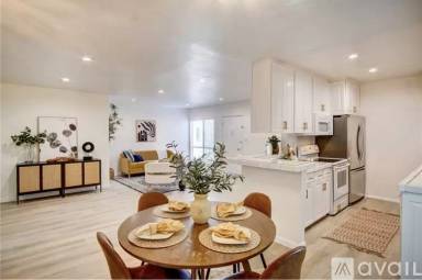 Main picture of 5320 Zelzah Ave