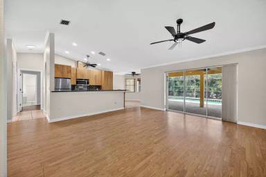Main picture of 6890 Circle Dr