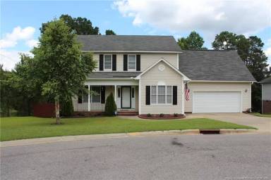 Main picture of 2401 Larwood Dr