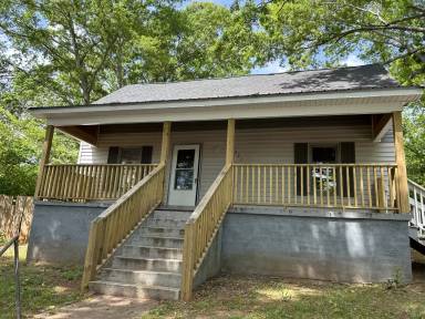 Main picture of 627 Garrett St