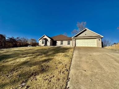 Main picture of 13758 Cloverdale Rd