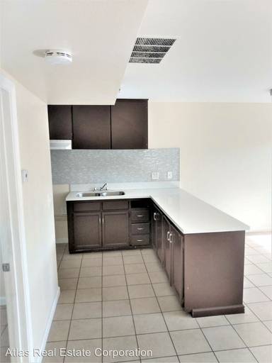 Main picture of 10320 Felton Ave