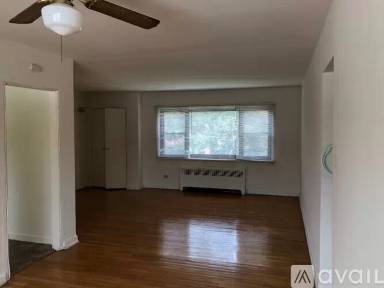 Main picture of 551 Sheridan Rd