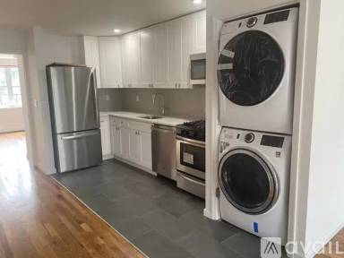 Main picture of 43 Rochester Ave
