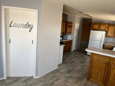 Main picture of 72 E Anasazi Rd