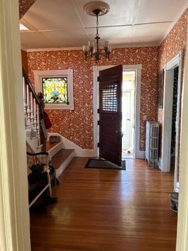 Main picture of 323 Glenwood Ave