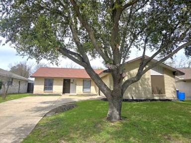Main picture of 433 Clearfield Dr