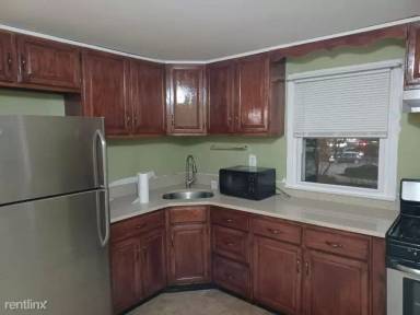Main picture of 213 Buscher Ave