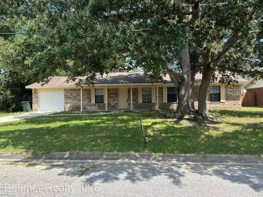 Main picture of 10818 Oak Valley Dr