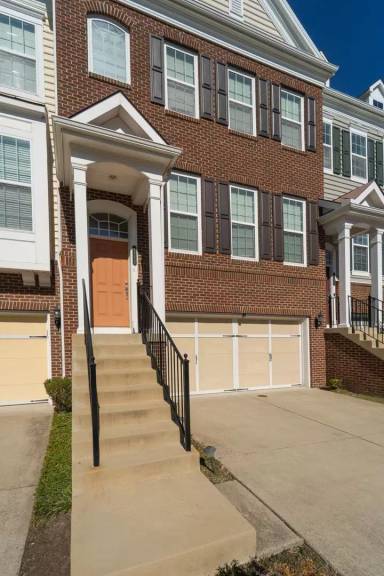 Main picture of 43552 White Cap Ter