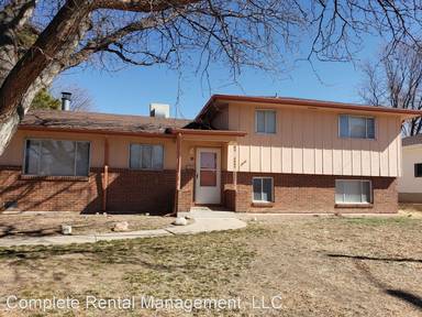 Main picture of 48 Cornell Cir