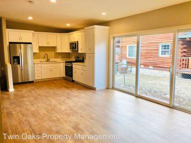 Main picture of 1000 Eagle Ln