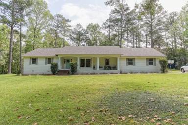 Main picture of 7011 Spencer Rd