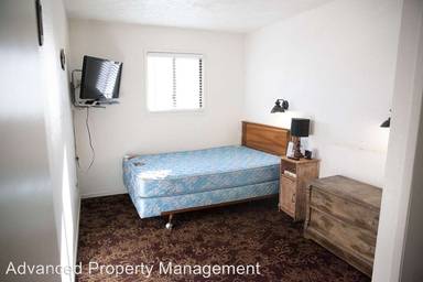 Main picture of 1219 W US Highway 24