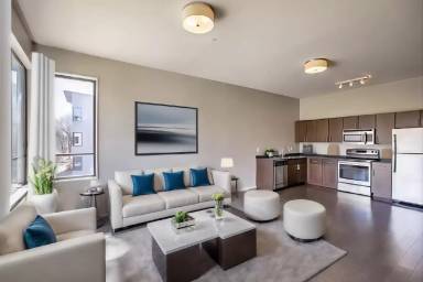 Main picture of 3630 Gillham Rd