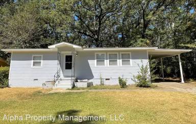 Main picture of 2831 Woodside Dr