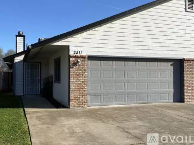 Main picture of 2823 Fern St