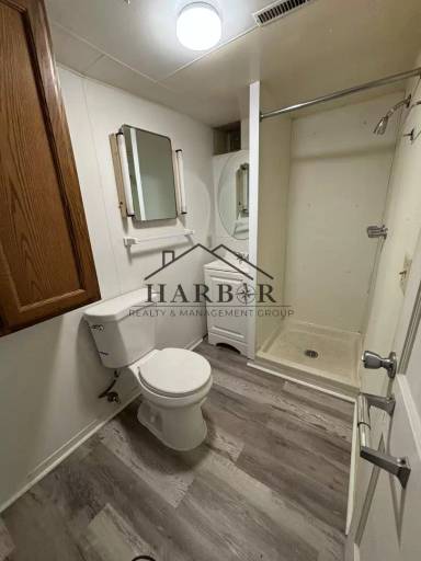 Main picture of 1215 Saint John Ave