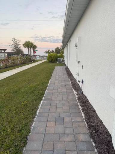 Main picture of 9446 Sunbeam Cir
