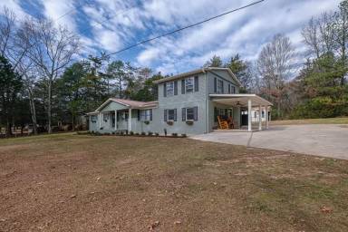 Main picture of 3185 George Russell Rd