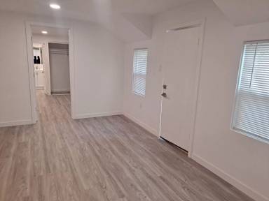 Main picture of 401-405 Wbourne St
