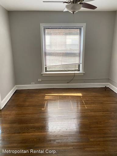 Main picture of Bradley Square