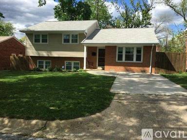 Main picture of 2115 Ellis St