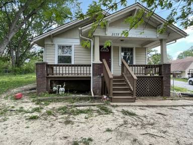Main picture of 3121 N 70th Ter