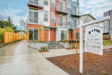 Main picture of 2418 NW 62nd St