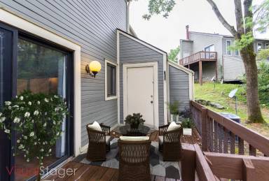 Main picture of 317 Crescent Spring Dr