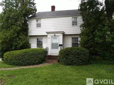 Main picture of 3863 Grosvenor Rd