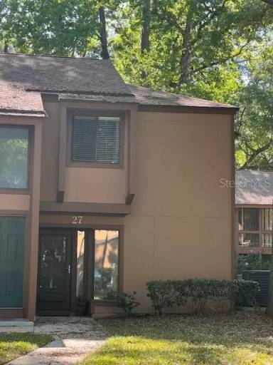 Main picture of 24 Pinehurst Pl