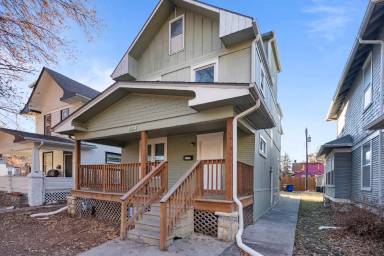 Main picture of 1237 SW Garfield Ave