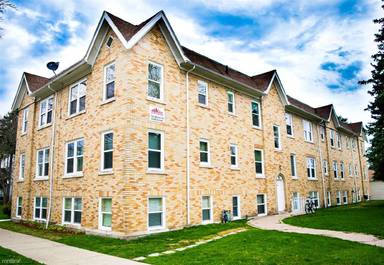 Main picture of 423 Washington St