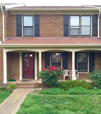 Main picture of 1016 Colonial Meadows Way